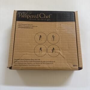NIB Pampered Chef Set of 4 Glass Snowmen Round Appetizer Plates Christmas‎